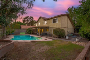 Spacious Lakeside Home with Pool, Hot Tub and Bikes